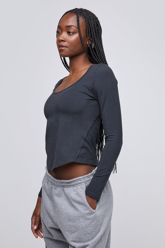 the scoop neck long sleeve